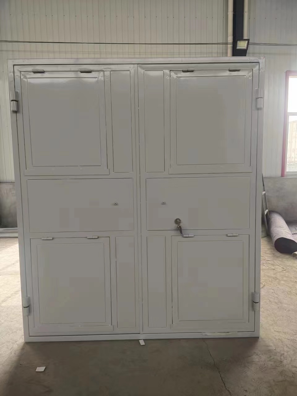 泄爆門(泄壓門)