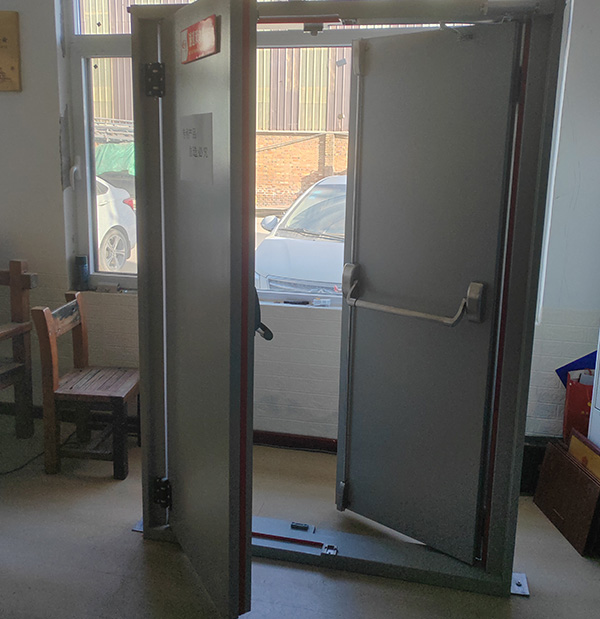 雙向開啟防火門